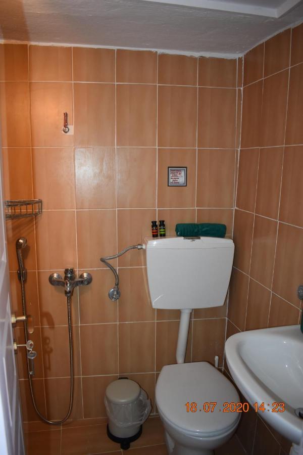 The House! Apartment