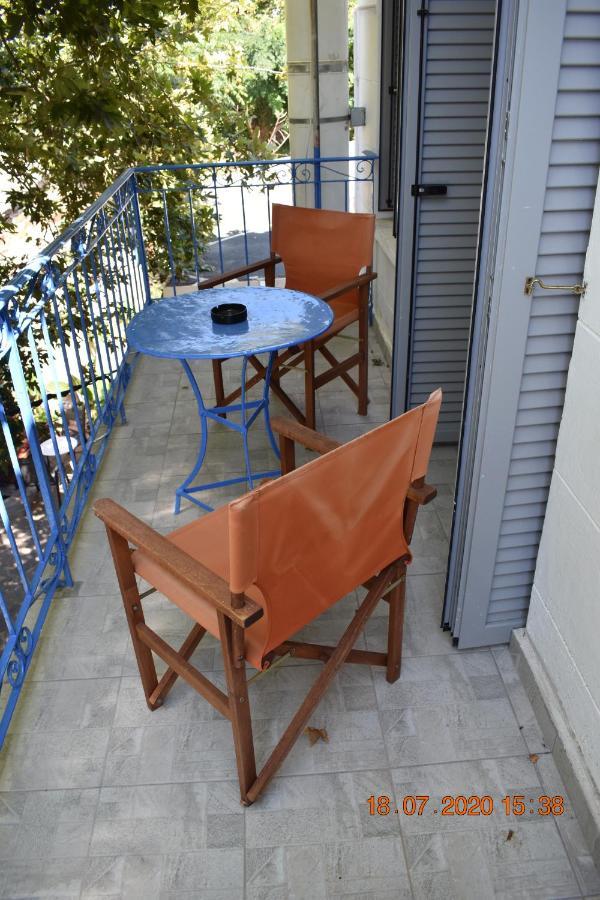 The House! Raches (Ikaria)